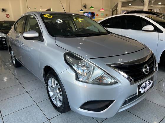 NISSAN VERSA 1.6 16V FLEXSTART SV 4P XTRONIC